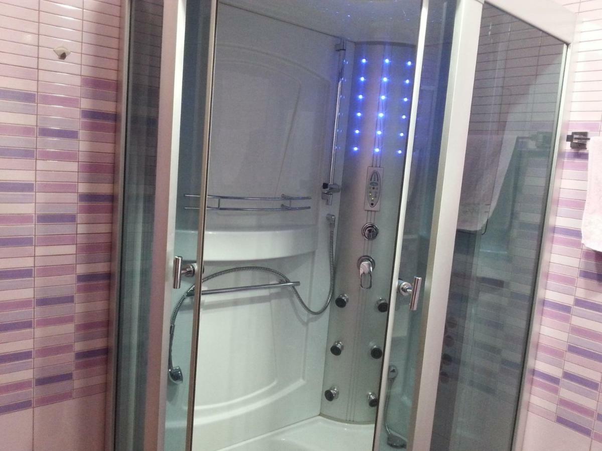 Apartment Nella Кострена Екстериор снимка